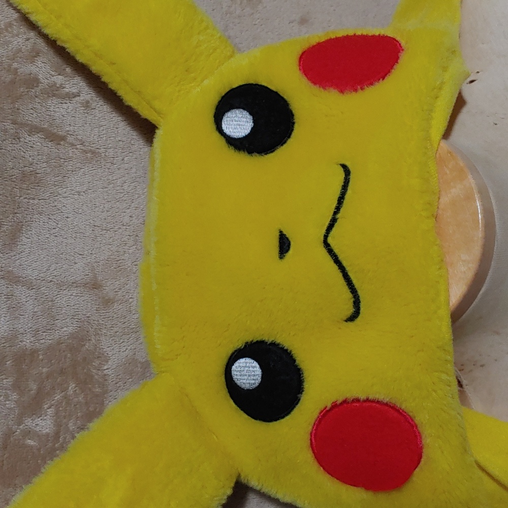 Pikachu hat - Picture 2 of 4